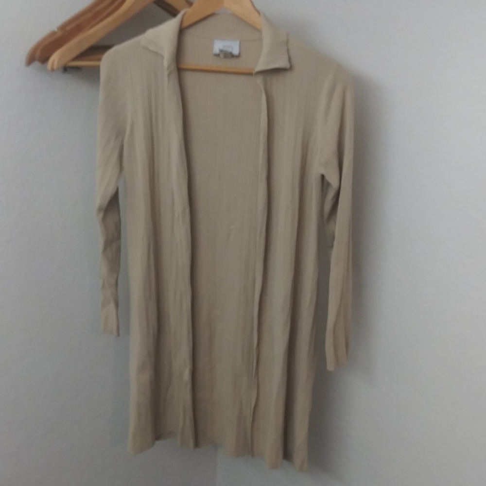 Ann taylor loft knit cardigan size mp.